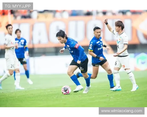 大分三神迎战东京FC争夺联赛关键三分的激烈对决